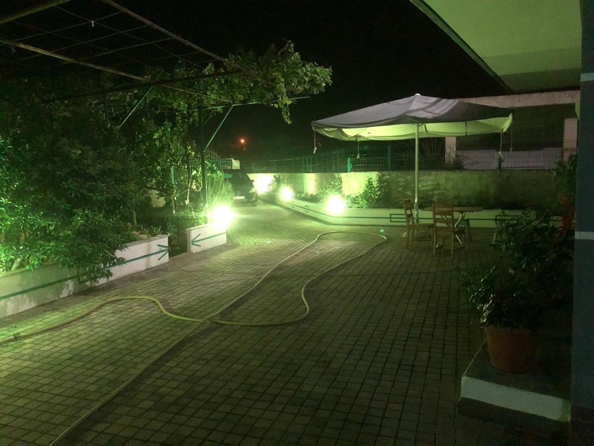 Vila Demo Vlorë 外观 照片